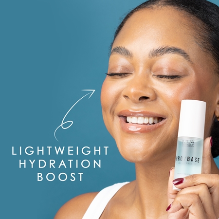 MUA Makeup Academy PRO/BASE Refresh & Revive base de teint hydratante à l'acide hyaluronique