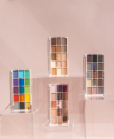 MUA Makeup Academy Eyeshadow Collection 15 Shade Palette palette de fards à paupières