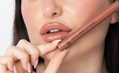 MUA Makeup Academy Satin Sheen rouge à lèvres satiné