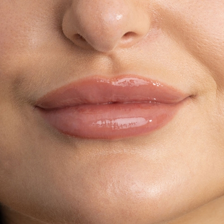 MUA Makeup Academy Hydra Juice Peptide Lip Balm hidratáló ajakbalzsam a magas fényért