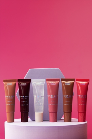 MUA Makeup Academy Hydra Juice Peptide Lip Balm Moisturizing Lip Balm for shine