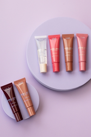 MUA Makeup Academy Hydra Juice Peptide Lip Balm Moisturizing Lip Balm for shine