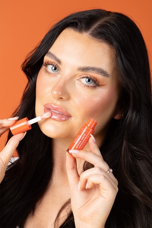 MUA Makeup Academy Hydra Juice Peptide Lip Oil Lip Oil