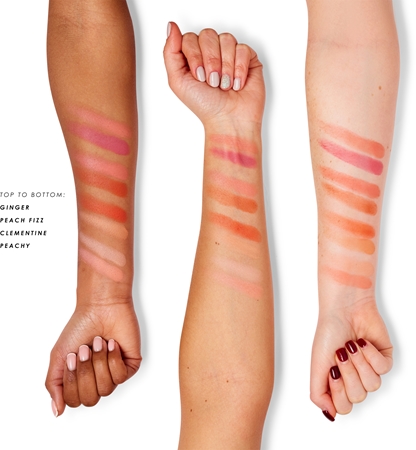 MUA Makeup Academy Blushed Powder Blusher pudrasto rdečilo