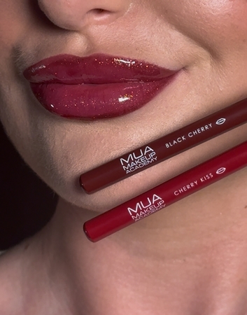 MUA Makeup Academy Intense Colour crayon lèvres précision