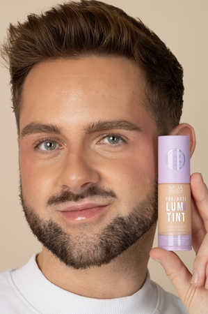 MUA Makeup Academy PRO/BASE Lumi Tint fond de teint léger