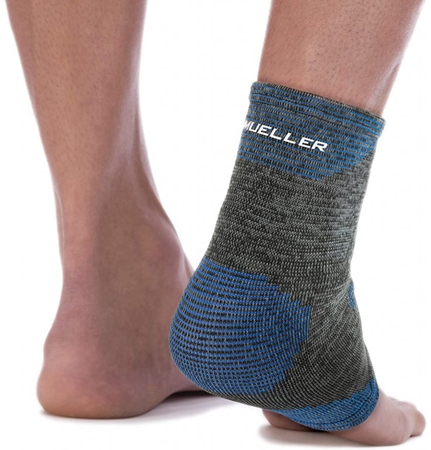 Mueller 4-Way Stretch Premium Knit Ankle Support bondage per la caviglia