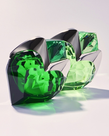 Mugler Aura Eau de Parfum kan genopfyldes til kvinder