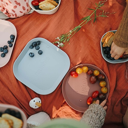 Mushie Square Dinnerware Plates tallerken