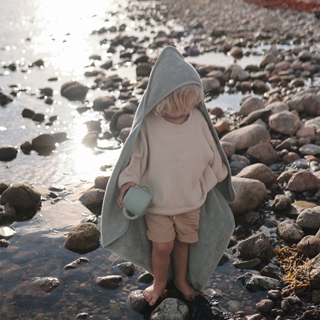 Mushie Baby Hooded Towel toalla con capucha