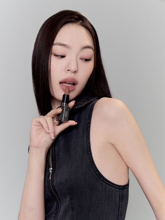 MUZIGAE MANSION Moodwear Blur Lipstick Matte Hydraterende Lippenstift