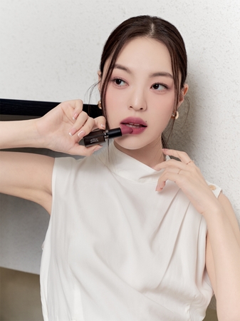 MUZIGAE MANSION Moodwear Blur Lipstick Matte Hydraterende Lippenstift
