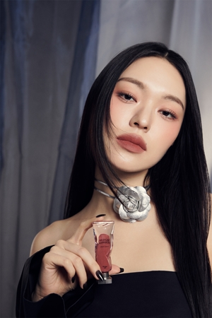 MUZIGAE MANSION Objet Liquid long-lasting liquid lipstick with matt effect