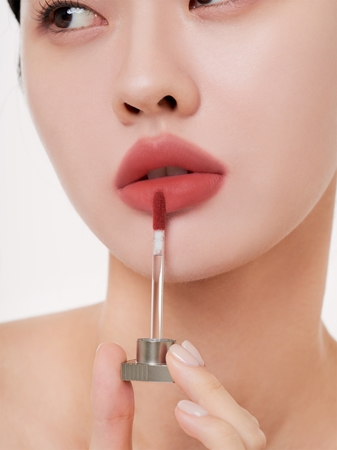MUZIGAE MANSION Objet Liquid rouge à lèvres liquide longue tenue effet mat