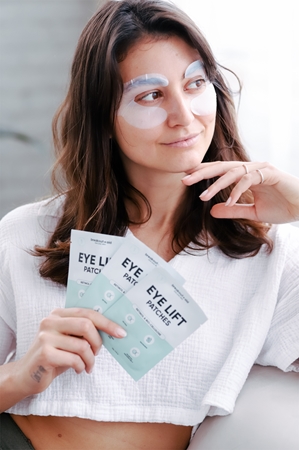 breakout + aid Eye Lift Patches αντιρυτιδικά επιθέματα για την περιοχή των ματιών με ρετινόλη