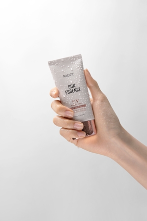 Nacific Sun Essence feuchtigkeitsspendendes Schutzserum mit beruhigender Wirkung
