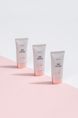 Nacific Sun Essence feuchtigkeitsspendendes Schutzserum mit beruhigender Wirkung