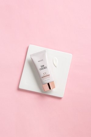 Nacific Sun Essence feuchtigkeitsspendendes Schutzserum mit beruhigender Wirkung