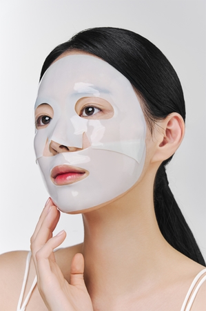 Nacific Rice + Pepta Collagen Gel Mask Mitrinoša auduma sejas maska ar izgaismojošu un nogludinošu efektu