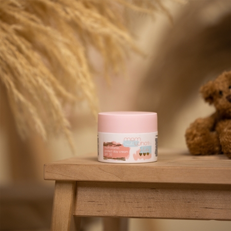 Nacomi Mom & Who Kids multivitamínový krém SPF 30