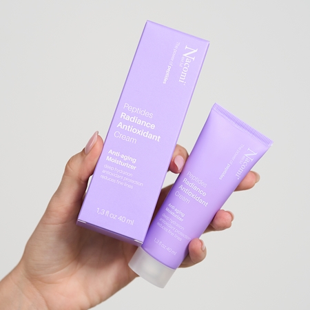Nacomi Next Level Peptides Anti-Wrinkle Regenerating Face Cream with peptides