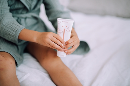 Naif Baby & Kids Baby Cream ošetrujúci krém pre deti od narodenia