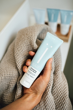 Naif Face Cleansing Wash gel desmaquilhante de limpeza