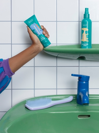 Naif Kids Detangling Spray Hair Spray for easy combing