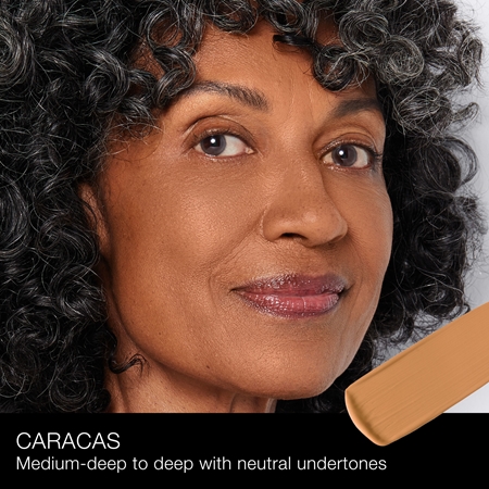 NARS SOFT MATTE Complete Foundation matující make-up