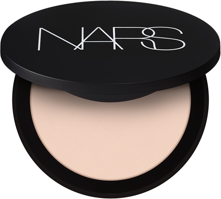 NARS SOFT MATTE POWDER matující pudr