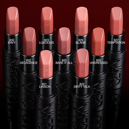 NARS Explicit Lipstick saténový rúž