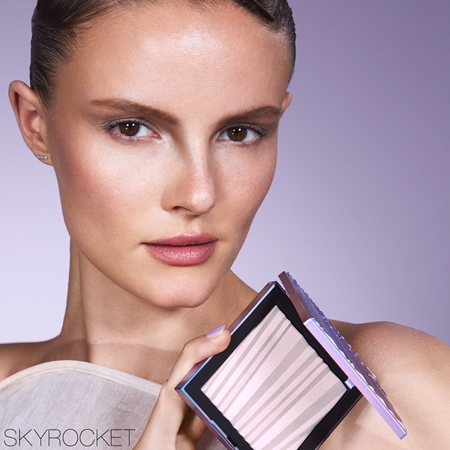 NARS Aura Illuminating cipria illuminante per viso e corpo