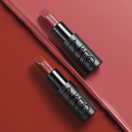 NARS Explicit Lipstick σατέν κραγιόν