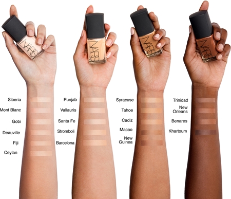 NARS Sheer Glow Foundation ενυδατικό μεικ απ