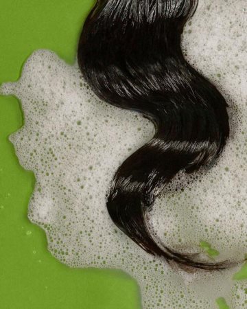 Nature Box Olive Oil Skyddande schampo  För att behandla bräckligt hår