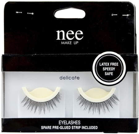 Marca
 Nee Make Up Eyelashes pestañas postizas con pegamento