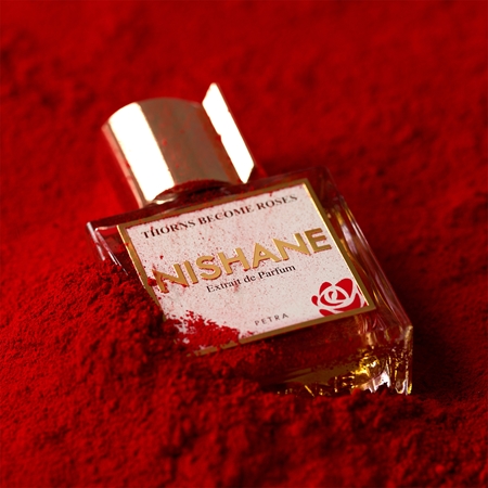 Nishane Thorns Become Roses perfume extract unisex