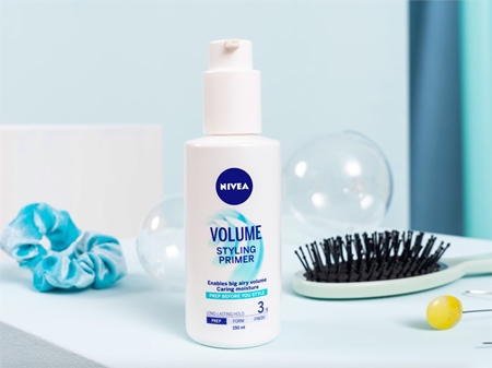 NIVEA Styling Primer Volume emulsie-gel pentru volum maxim