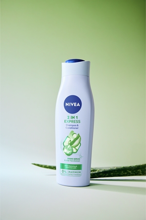 NIVEA 2in1 Care Express Protect & Moisture sampon si balsam 2 in 1