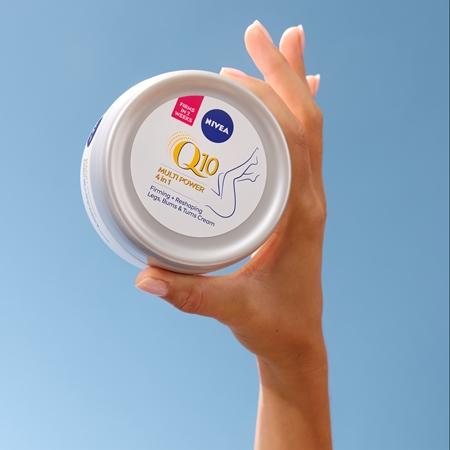 NIVEA Q10 Multi Power zpevňující a remodelační krém 4 v 1