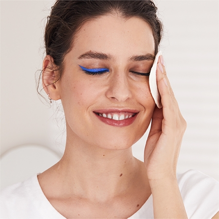 NIVEA Visage odstranjevalec vodoodpornih ličil za oči s kamilico