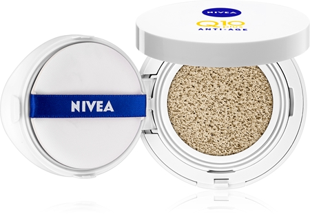 NIVEA Q10 Cushion Pečující tónovací krém v houbičce