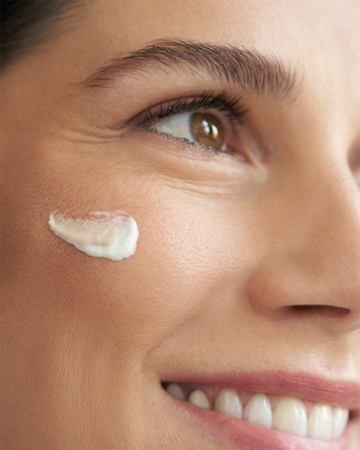 NIVEA Cellular Luminous 630 creme com cor anti-manchas de pigmentação
