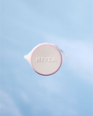 NIVEA Nourishing tápláló nappali krém száraz bőrre