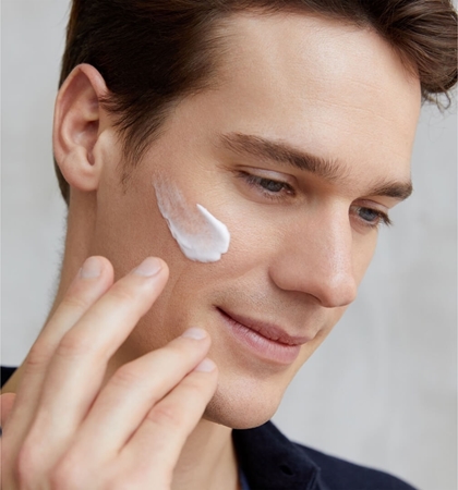 NIVEA MEN Revitalising Q10 Moisturizing Facial Cream for men
