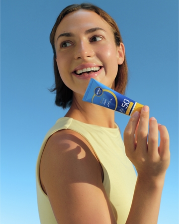 NIVEA SUN Alpin Face Sunscreen to protect from the cold and wind