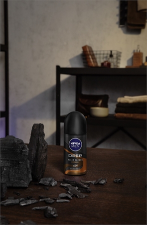 NIVEA Men Deep deodorant roll-on antiperspirant pentru barbati