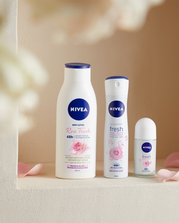NIVEA Rose Touch golyós izzadásgátló hölgyeknek