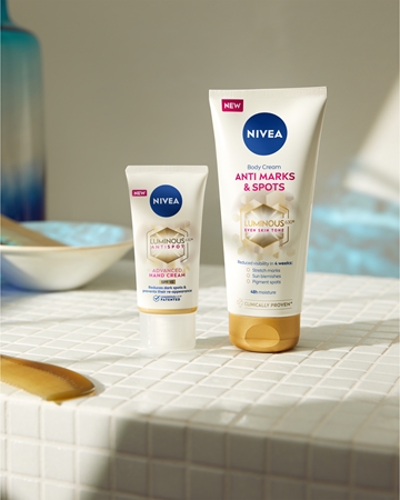 NIVEA Cellular Luminous 630 rankų kremas pigmentinių dėmių korekcijai