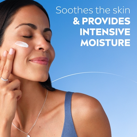 NIVEA Facial Nourishing Light Cream with nourishing and moisturising effect